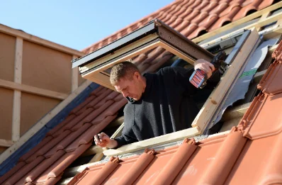 Pose de fenêtres de toit Velux à Colombier-Saugnieu